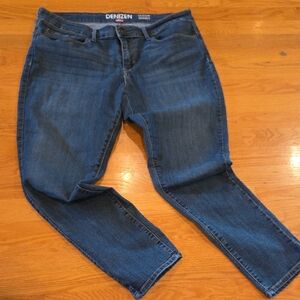 Denizen from Levi's Women's Indigo Skinny Jeans